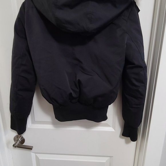 Toboggan Winter Jacket - Picture 2 of 4